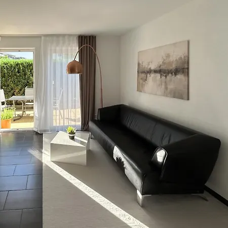 דירה Fully Equipped Apartment, Newly Renovated